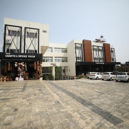 Hotel Soorya Castle Wayanad Zewnętrze zdjęcie